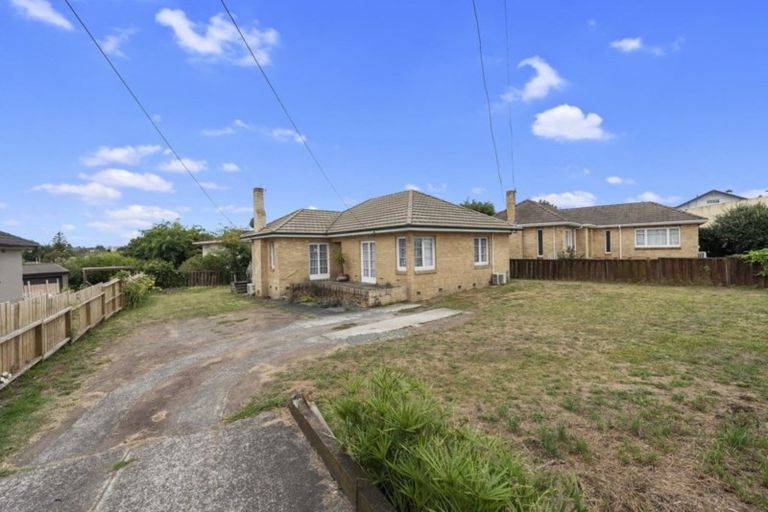 Photo of property in 239 Cambridge Road, Hillcrest, Hamilton, 3216