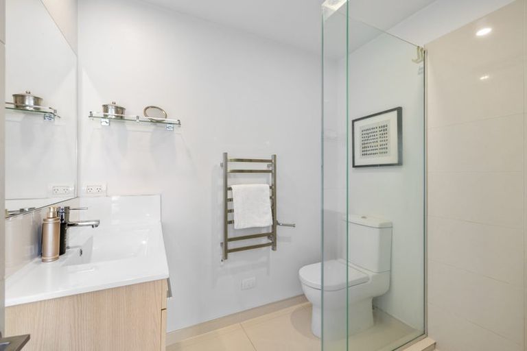 Photo of property in 38 Watford Street, Strowan, Christchurch, 8052