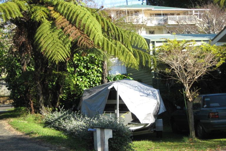 Photo of property in 70 Belt Road, New Plymouth, 4310