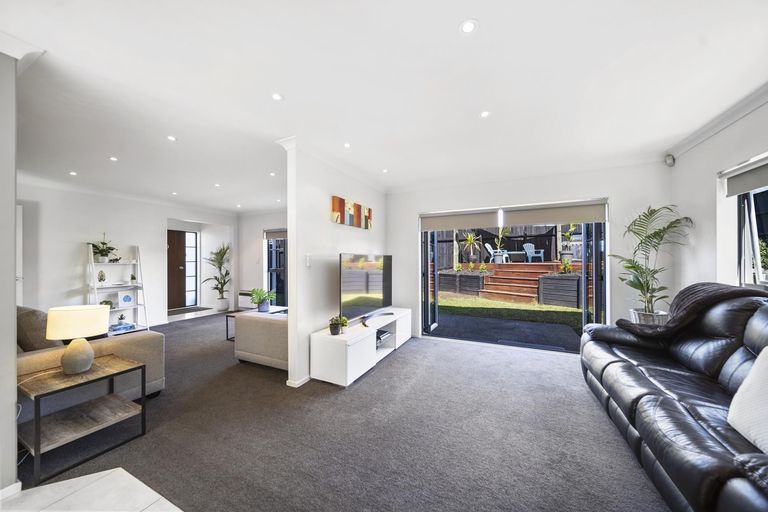 Photo of property in 30 Nelson Street, Howick, Auckland, 2014