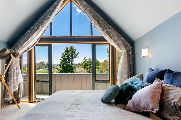 Photo of property in 34 Matuku Street, Two Mile Bay, Taupo, 3330