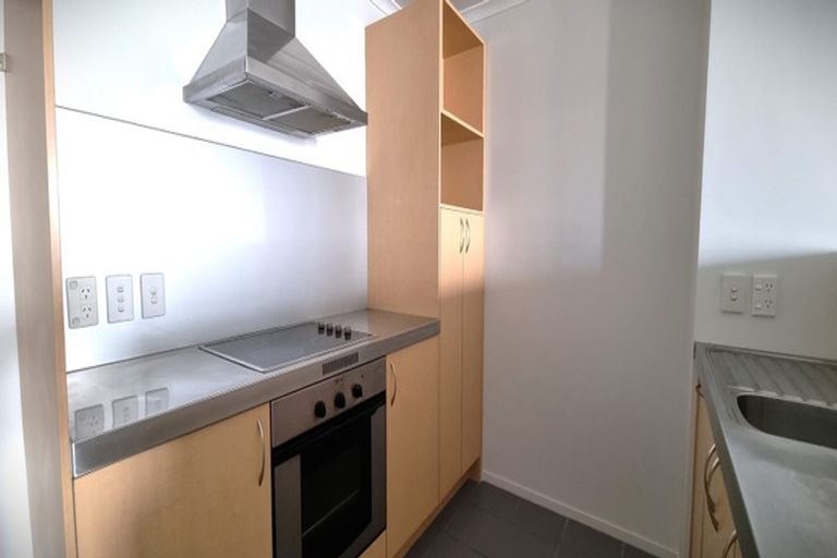 Photo of property in 2m/20 Charlotte Street, Eden Terrace, Auckland, 1021