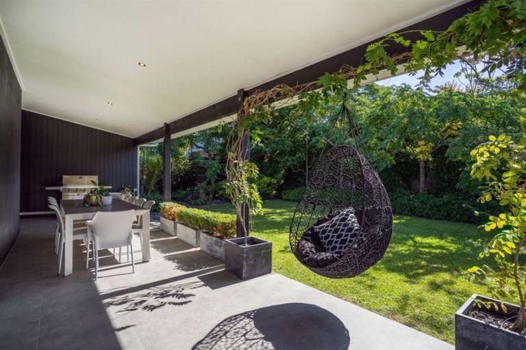 Photo of property in 109 East Coast Road, Castor Bay, Auckland, 0620