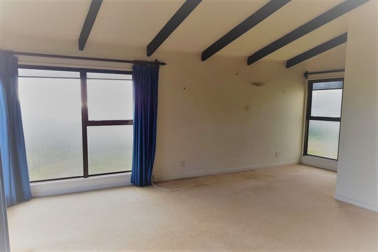 Photo of property in 62 Marine Parade, Otaki Beach, Otaki, 5512