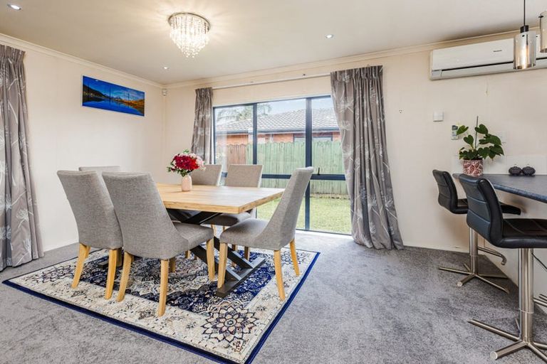 Photo of property in 5 Footwide Place, Weymouth, Auckland, 2103