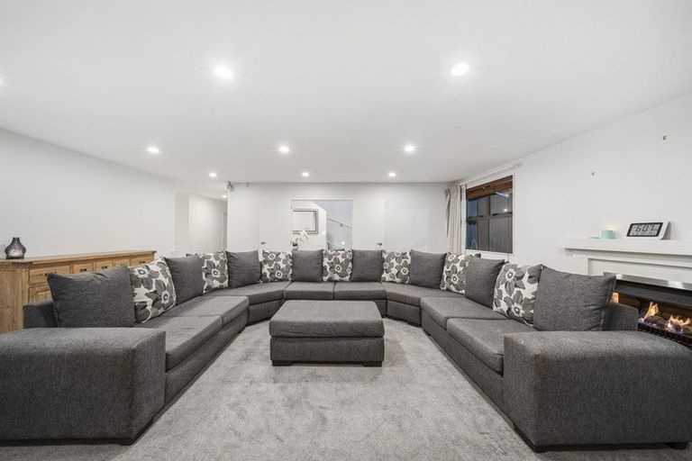 Photo of property in 130 Wyllie Road, Papatoetoe, Auckland, 2025