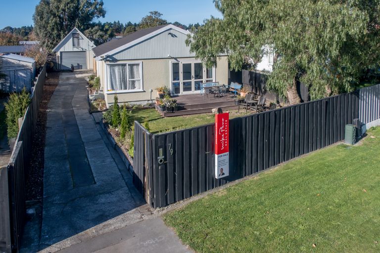 Photo of property in 79 Cuffs Road, Wainoni, Christchurch, 8061