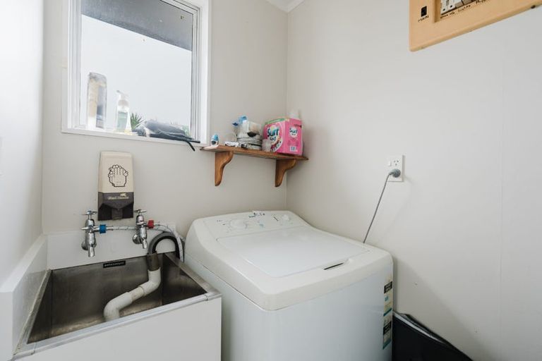 Photo of property in 213a Tuhikaramea Road, Dinsdale, Hamilton, 3204