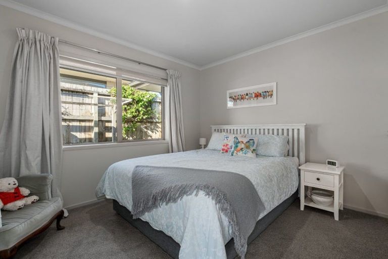 Photo of property in 162 Oteki Park Drive, Welcome Bay, Tauranga, 3112