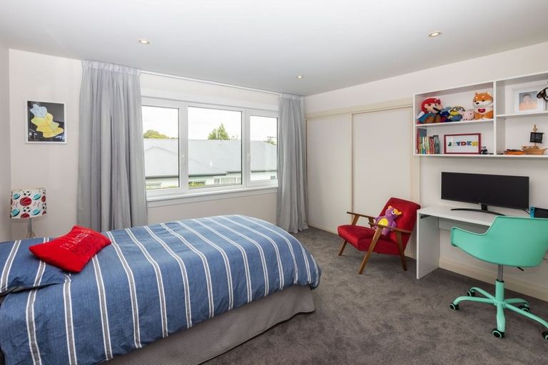 Photo of property in 11 Lloyd Street, Strowan, Christchurch, 8052