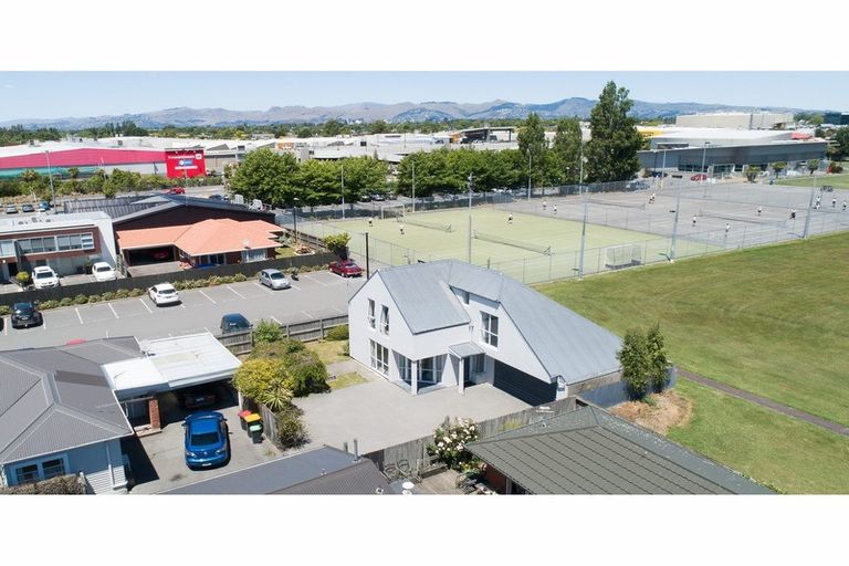Photo of property in 47a Sawyers Arms Road, Northcote, Christchurch, 8052