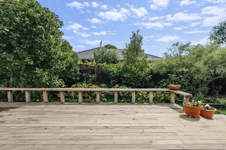 Photo of property in 8a Kyeburn Place, Avonhead, Christchurch, 8042