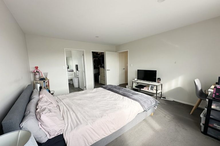 Photo of property in 4 Ruhanui Lane, Pakuranga Heights, Auckland, 2010