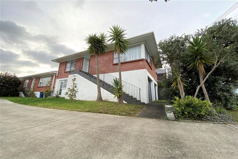 Photo of property in 1/13 Richards Avenue, Forrest Hill, Auckland, 0620