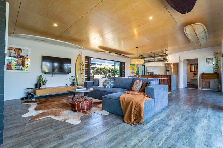 Photo of property in 4 Awatira Drive, Papamoa Beach, Papamoa, 3118