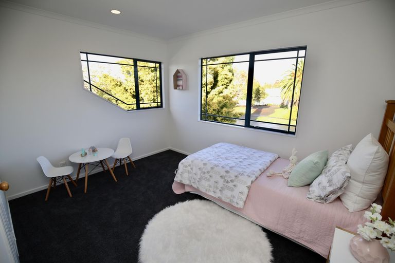 Photo of property in 18 Admiral Crescent, Flagstaff, Hamilton, 3210