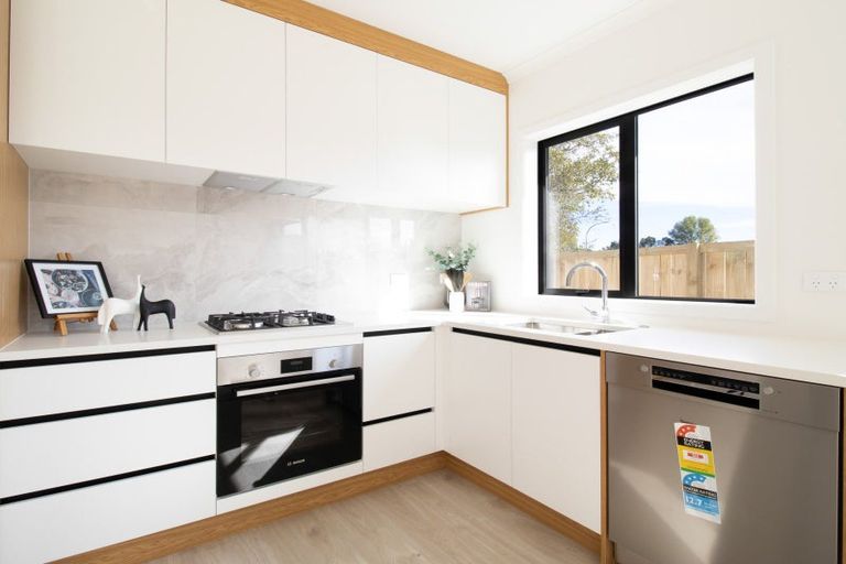 Photo of property in 2/47 Chedworth Avenue, Chedworth, Hamilton, 3210