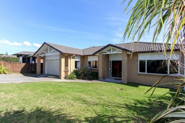 Photo of property in 51 Penrod Drive, Bell Block, New Plymouth, 4312