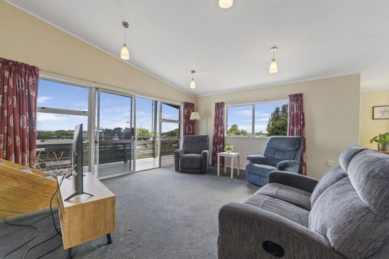 Photo of property in 245 Frankley Road, Frankleigh Park, New Plymouth, 4310