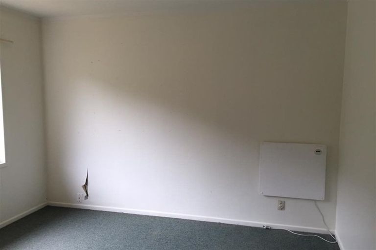 Photo of property in 169 Parkvale Road, Karori, Wellington, 6012