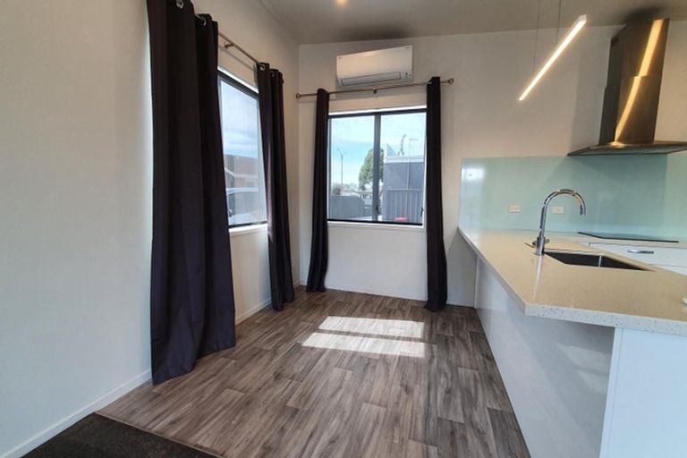 Photo of property in 239a Kennedy Road, Onekawa, Napier, 4110