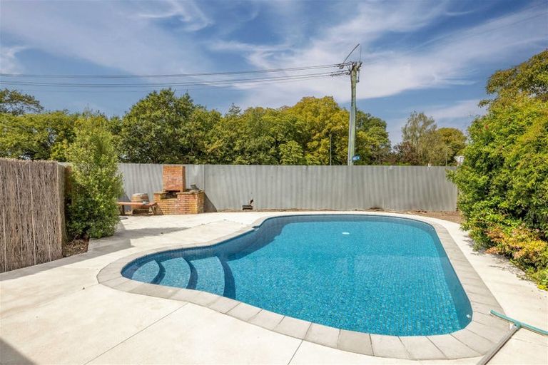 Photo of property in 11 Carol Place, Halswell, Christchurch, 8025