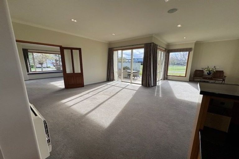 Photo of property in 54 Merlot Drive, Greenmeadows, Napier, 4112