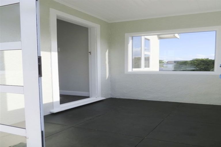 Photo of property in 24 Robertson Street, Gore, 9710