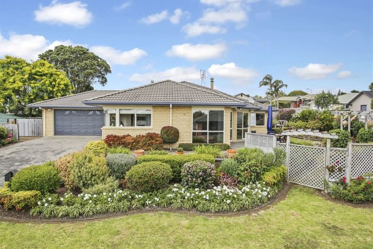 Photo of property in 6 Jacaranda Court, Pukekohe, 2120