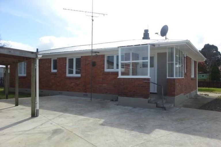 Photo of property in 29 Sutton Crescent, Papakura, 2110