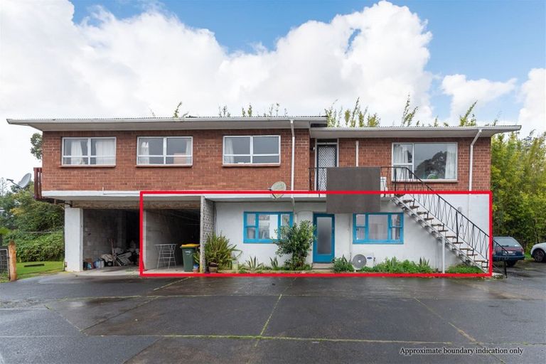 Photo of property in 1/44 Sunnyside Road, Sunnyvale, Auckland, 0612