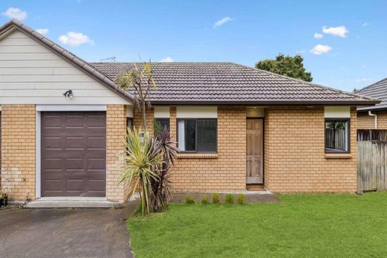 Photo of property in 70b Kayes Road, Pukekohe, 2120