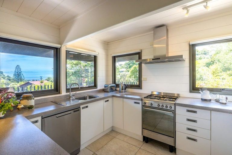 Photo of property in 12 Eden Terrace, Onetangi, Waiheke Island, 1081