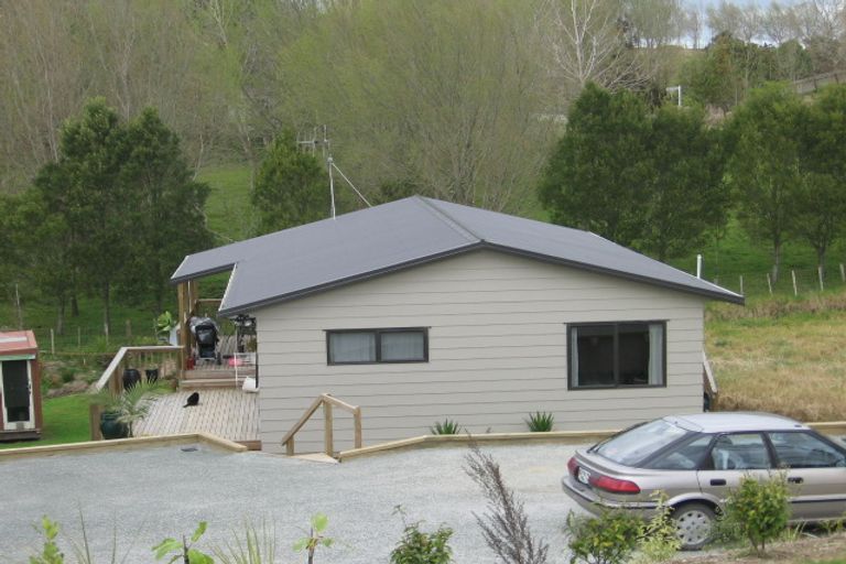 Photo of property in 23 Settlement Road, Kaiwaka, 0573