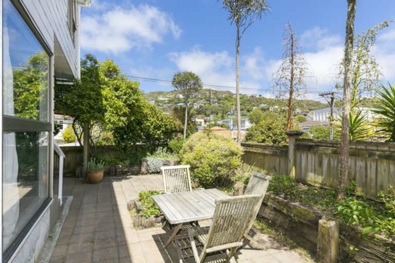 Photo of property in 290a Karori Road, Karori, Wellington, 6012