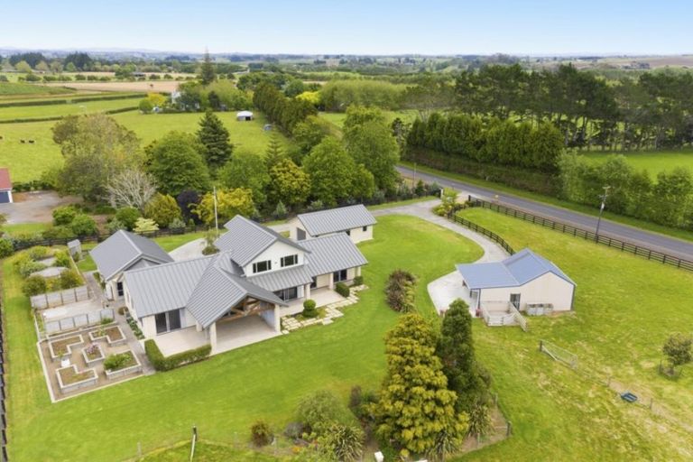 Photo of property in 96 Dyke Road, Karaka, Papakura, 2580