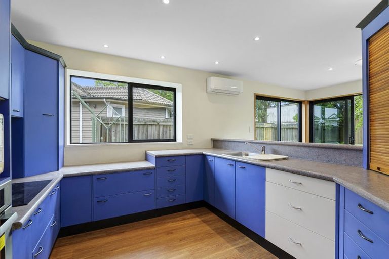 Photo of property in 3a Memorial Avenue, Ilam, Christchurch, 8053