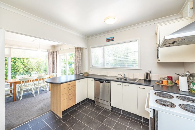Photo of property in 4 Bristow Street, Saint Johns Hill, Whanganui, 4501
