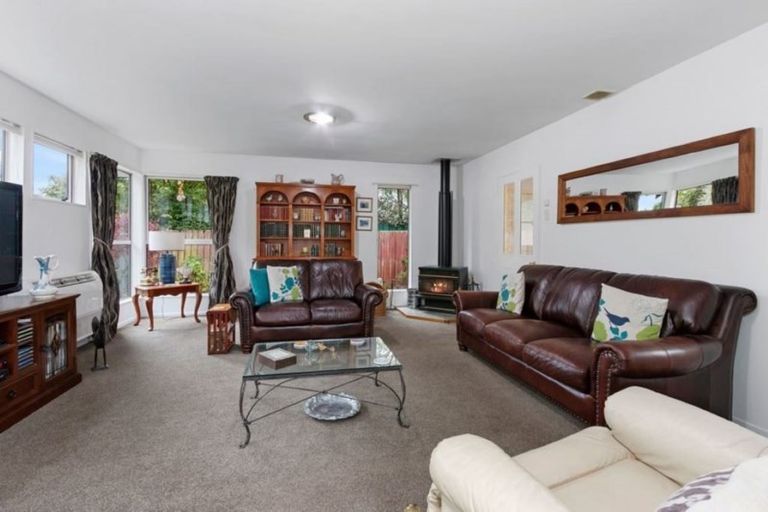 Photo of property in 9b Domain Terrace, Spreydon, Christchurch, 8024