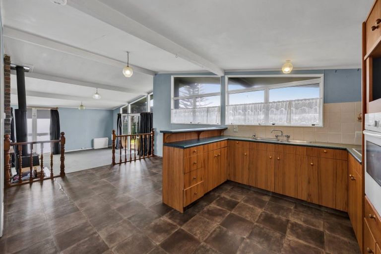 Photo of property in 22 Hickey Place, Opunake, 4616