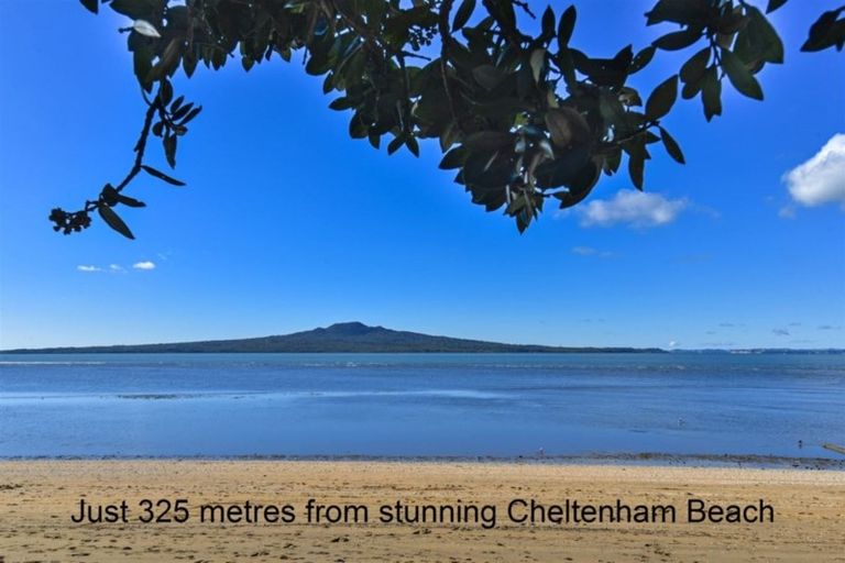 Photo of property in 13 Grahame Street, Devonport, Auckland, 0624