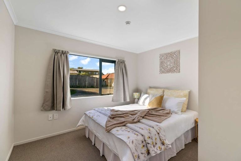 Photo of property in 51b Halver Road, Hillpark, Auckland, 2102