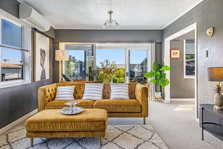 Photo of property in 39 Carey Street, Waitara, 4320