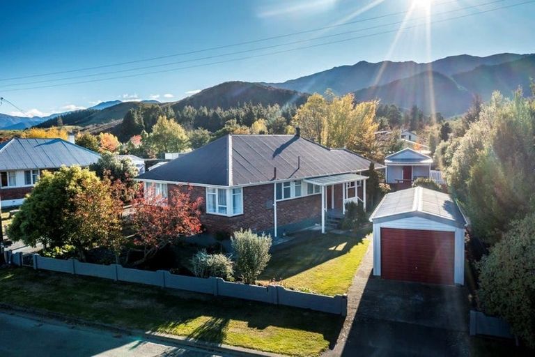Photo of property in 10 Dorset Street, Hanmer Springs, 7334