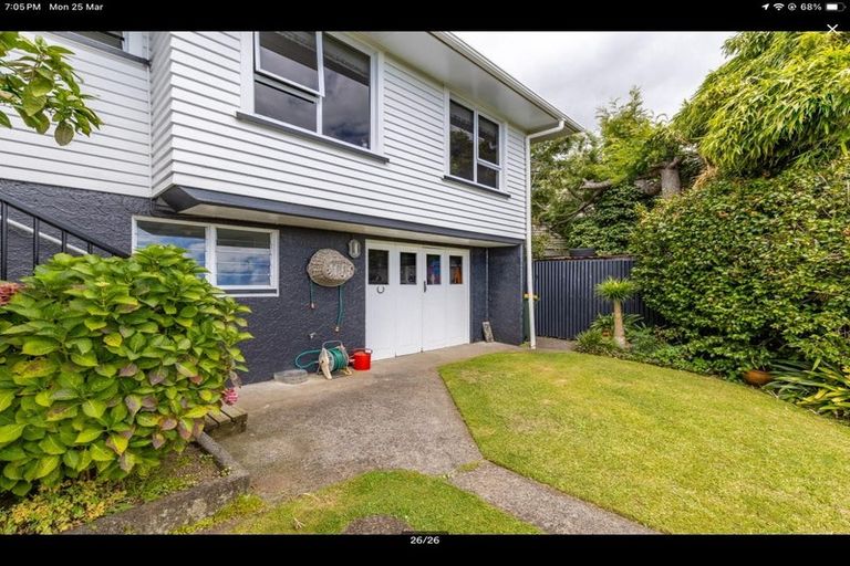 Photo of property in 230 Frankley Road, Frankleigh Park, New Plymouth, 4310