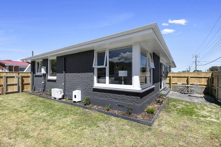 Photo of property in 35 Percy Cameron Street, Avalon, Lower Hutt, 5011