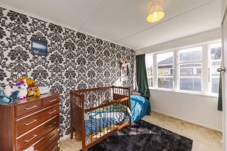 Photo of property in 41 Hulme Street, Roslyn, Palmerston North, 4414