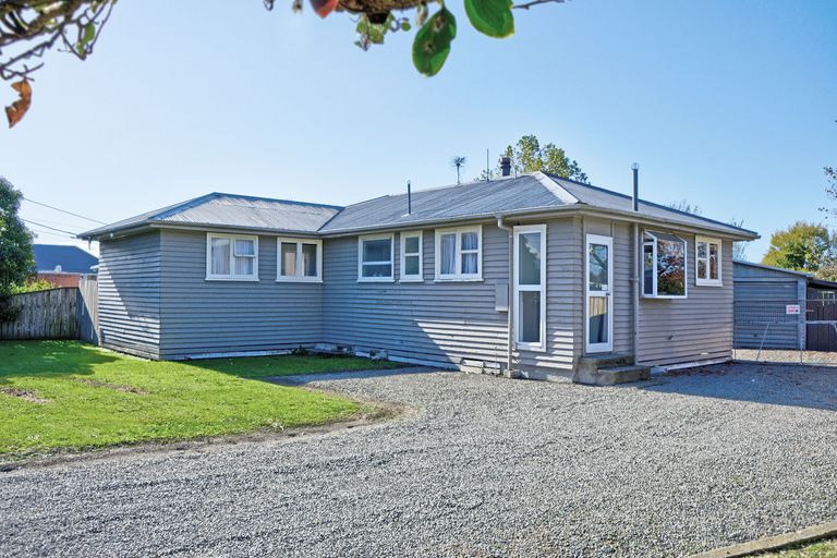 Photo of property in 25 Solway Street, Solway, Masterton, 5810