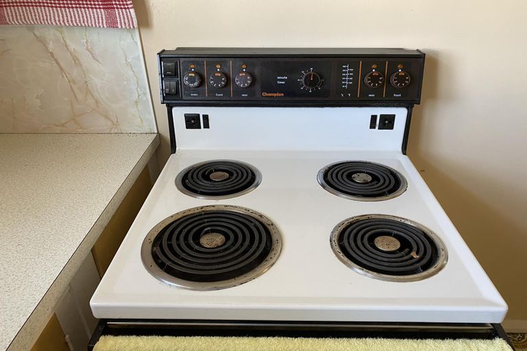 Photo of property in 4 Tongariro Street, Castlecliff, Whanganui, 4501