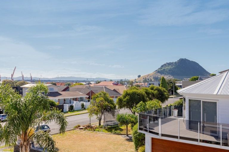 Photo of property in 15 Wells Avenue, Mount Maunganui, 3116